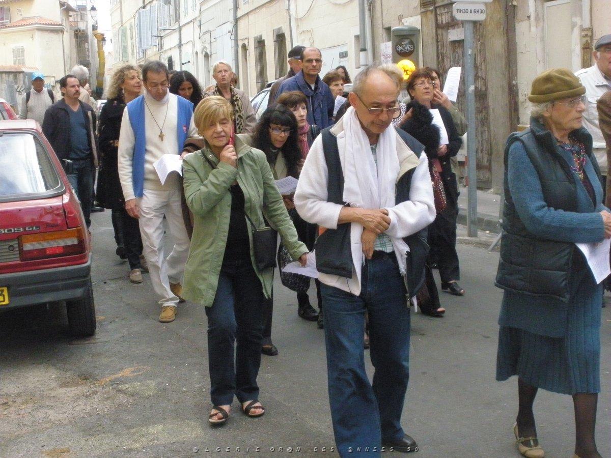 Chemin de Croix en l'eglise des Accoules et hors ses murs (29).JPG